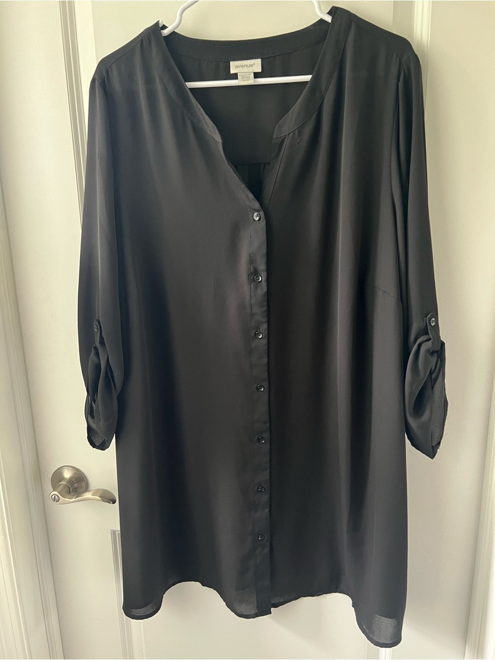Avenue Black Button-Front Long Sleeve Tunic